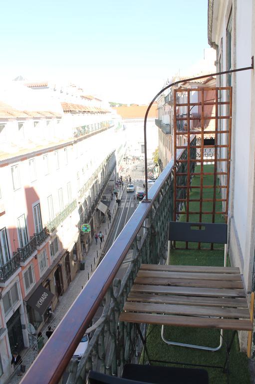 Hostel Surf In Chiado Lisboa Exterior foto